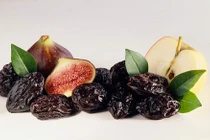 Trái cây khô tốt cho trẻ nhỏ