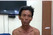 Bắt người chồng đánh vợ tử vong trên giường vì ghen tuông