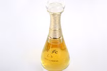 Vì sao 3 loại mỹ phẩm nổi tiếng của Dior bị thu hồi ở Việt Nam?