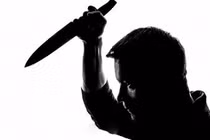 Giận người yêu, trai trẻ tự đâm vào ngực tới tử vong