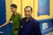 Nói lời sau cùng, ông Trầm Bê xin cải tạo không giam giữ