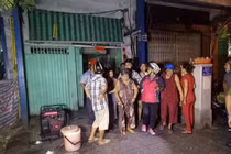 Đang điều tra nguyên nhân sập nhà cổ ở TP HCM