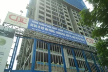 Hà Nội: Đứt cáp cẩu vật liệu dự án The SUN Mễ Trì