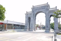 Cận cảnh cổng làng 11 tỷ ở Ninh Bình