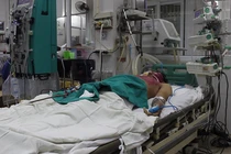 Xem thường thủy đậu, thanh niên 28 tuổi suy đa phủ tạng