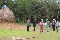 Đang đi tảo mộ, cháu bất ngờ chém chết bác ruột