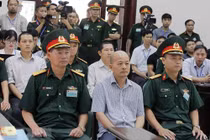 Cận cảnh phiên xử Út "trọc" Đinh Ngọc Hệ và đồng phạm