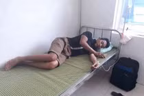 Ăn cỗ cưới, hàng chục người nhập viện nghi ngộ độc