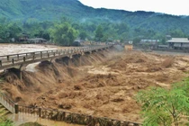 Thời tiết hôm nay (5/8): Bắc Bộ tiếp tục mưa lớn