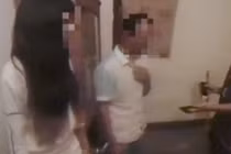 Bắt gái mại dâm về đồn, ngã ngửa vì hoá ra là đàn ông