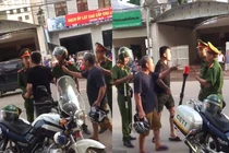 Tình tiết bất ngờ vụ thanh niên gọi bố mẹ ra chửi công an