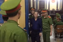 Phạm Công Danh, Trầm Bê đồng loạt gặp vấn đề sức khỏe