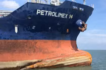 Đang xử vụ tàu Petrolimex tông tàu Hải Thành 26-BLC, 9 người chết