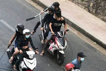 Hãi hùng giang hồ nổ súng thanh toán nhau giữa trung tâm TP HCM