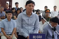 Xét xử vụ án Đinh La Thăng: Ở PVC “đưa tiền không cần giấy tờ”