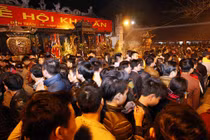 Lễ hội Đền Trần Nam Định: Còn ai xin ấn?