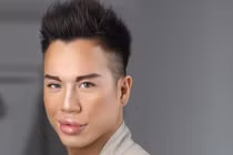 Hốt hoảng với "soái ca" tự hủy hoại mặt mình chỉ vì mê búp bê Ken