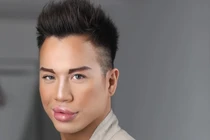 Hốt hoảng với "soái ca" tự hủy hoại mặt mình chỉ vì mê búp bê Ken