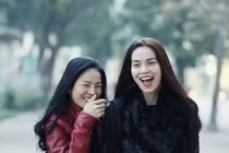 Lạ kỳ những sao cạch mặt Hà Hồ thì lại thân với Lệ Quyên