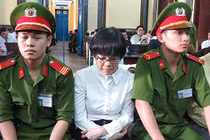 Sáng nay, “siêu lừa” Huỳnh Thị Huyền Như tiếp tục hầu tòa 