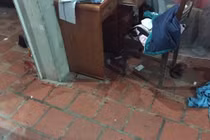 Lý do khó tin khiến bố nhẫn tâm chém con gái suýt chết