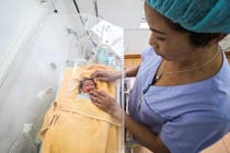 Những hình ảnh đẹp về ngành Y nhân ngày Thầy thuốc Việt Nam