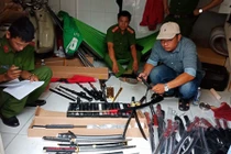 Phá đường dây buôn bán hung khí "cực khủng" giữa trung tâm Sài Gòn