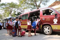 Thành phố Hồ Chí Minh rà soát, siết chặt quản lý xe đưa đón học sinh