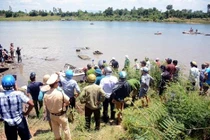 Nghệ An: Tìm thấy thi thể nữ sinh xúc cá bị đuối nước