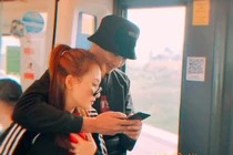 Cô Thư "Về nhà đi con" ngoài đời được chồng yêu hết mực