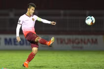 Cầu thủ bóng đá V.League cho con tạm nghỉ học trường Gateway