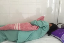 Bác sĩ bị tố đánh nữ thực tập bất ngờ xin nghỉ việc