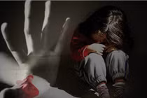 Anh 16 tuổi thường xuyên xem phim “nhạy cảm” rồi xâm hại 2 em gái