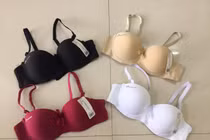 Đã đến lúc thay áo lót nếu không muốn ngực chảy xệ