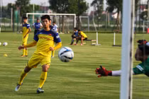 Tiền đạo U22 Việt Nam dứt điểm "dở", thầy Park "điên đầu"