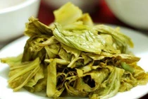 Dưa chua muối ăn ngay hại sức khỏe thế nào?