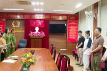 Khởi tố Hằng Du mục, Quang Linh Vlog: 135.325 hộp kẹo Kera đã được bán 