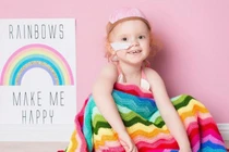 Vẻ đẹp tan chảy của cô bé bị ung thư bạch cầu