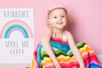 Vẻ đẹp tan chảy của cô bé bị ung thư bạch cầu