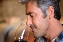 Con mắc nhiều bệnh bẩm sinh nếu bố có thói xấu này 