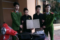 Thanh niên dùng đao khống chế, cướp xe máy giữa Thủ đô