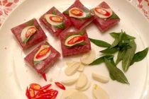 Cách làm nem chua ngon như ngoài hàng không lo đau bụng