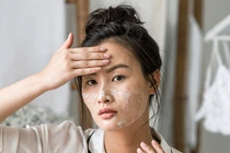 Tẩy tế bào chết làm đẹp sẽ tác dụng ngược nếu sai thời điểm 