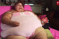 Người phụ nữ nặng 270kg 12 năm không thể ra khỏi nhà
