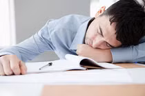 Nguy hiểm chết người khi ngủ trưa quá lâu