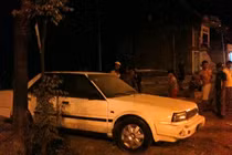 Phát hiện xác nguời phụ nữ trong xe ô tô