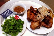 Ngon ngất ngây vịt xiêm chiên nước dừa