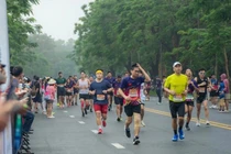 Nhiều người hôn mê khi tập luyện, bác sĩ chỉ rõ dấu hiệu cần ngừng tập