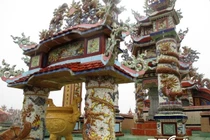 "Thành phố người chết" ở Huế lên báo Tây vì quá xa hoa