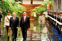 Việt Nam tặng nhân dân Cuba anh em 5.000 tấn gạo